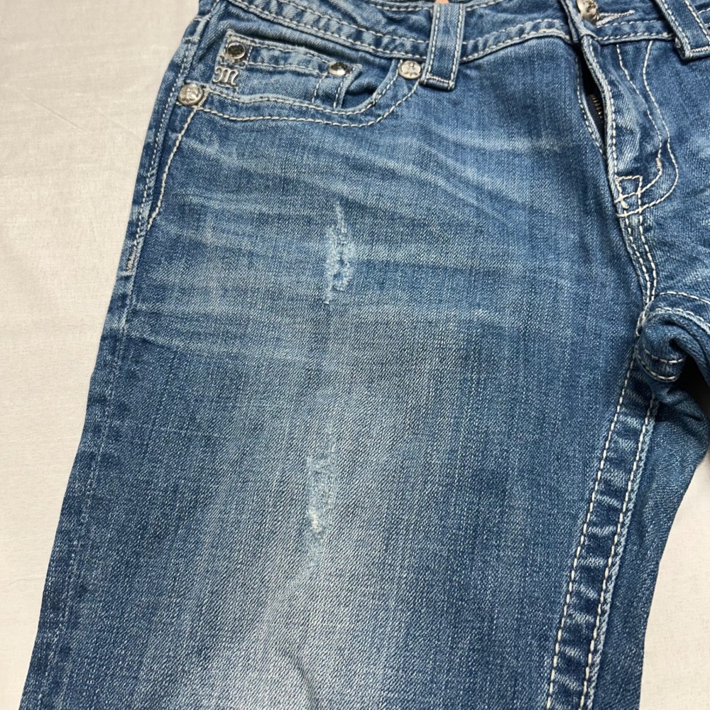 Miss Me Bootcut Jeans Blue Distressed Rhinestone Fleur De Lis Cross Size 26 - Picture 8 of 9